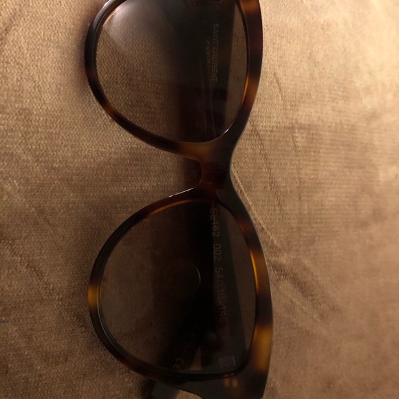 COPY - Saint Laurent Tortoise Cat Eye - Picture 2 of 5